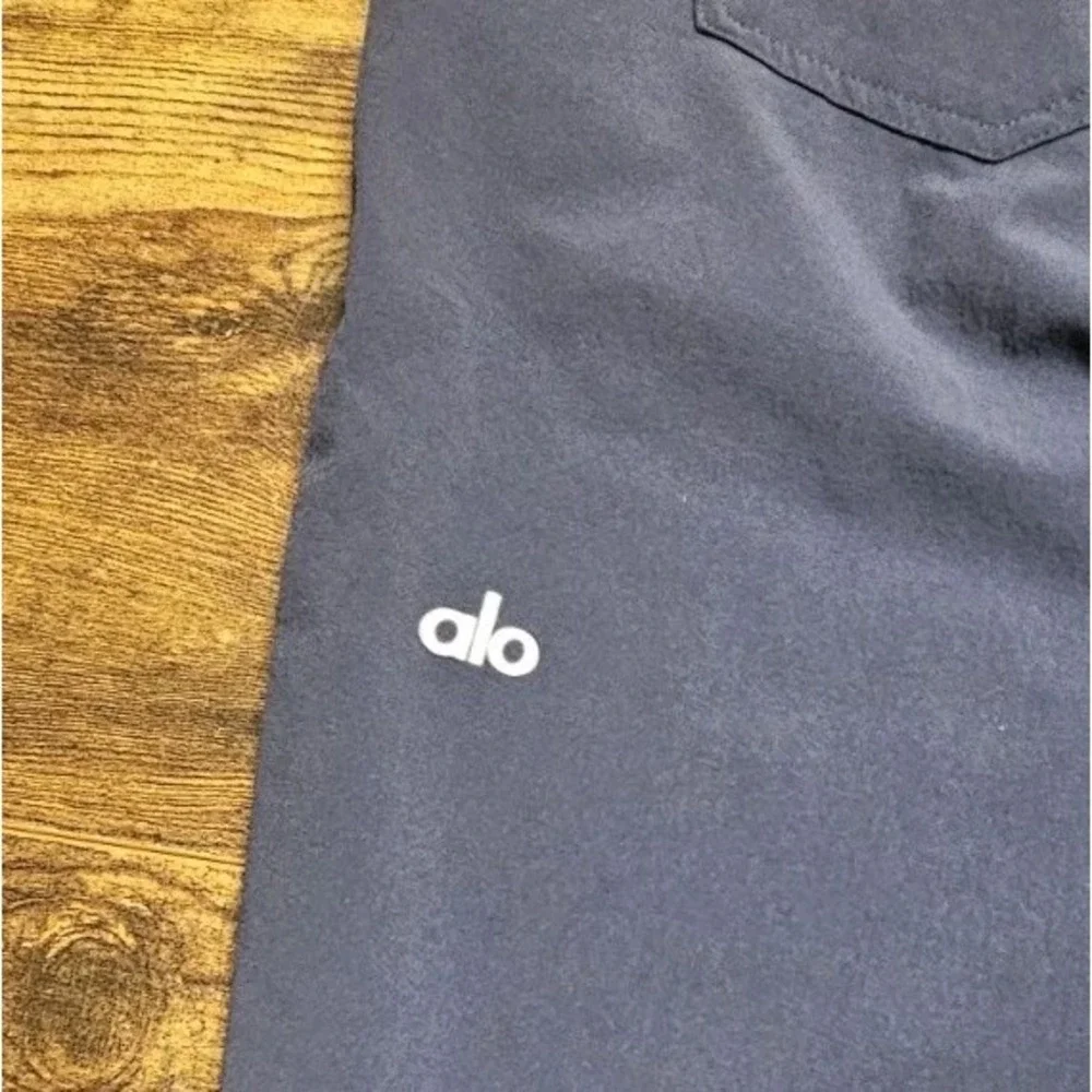Alo Yoga Day And Night Pants 38x32 Mens Navy Blue Performance Stretch Nylon